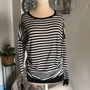 Vince long sleeve top